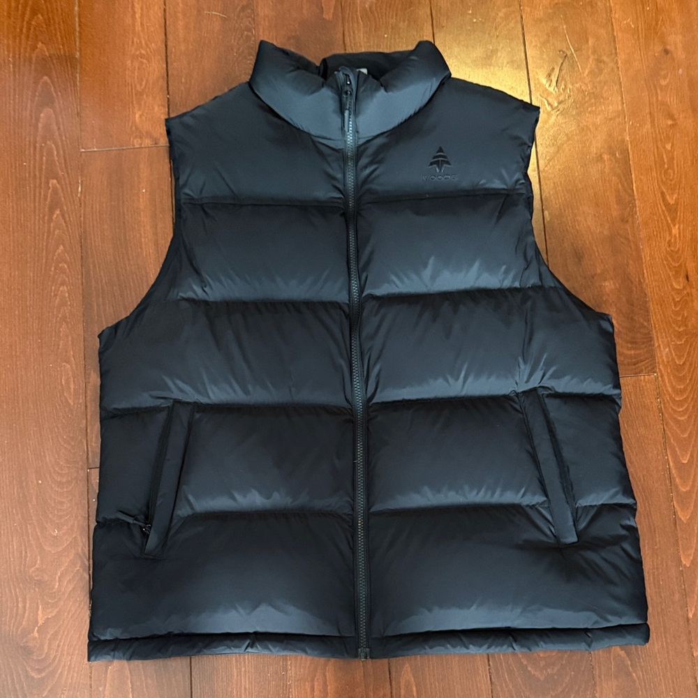 NWOT Woods Black Puffer Vest